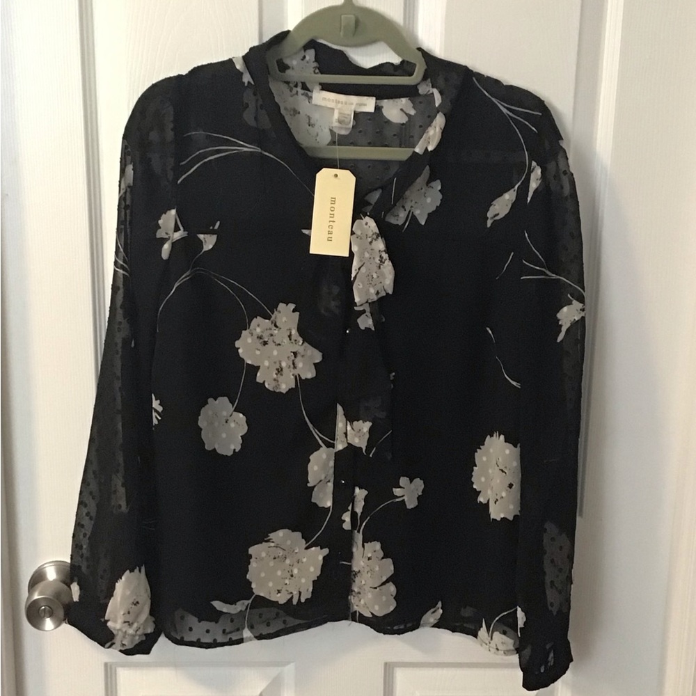 Monteau Black and White Floral Blouse
